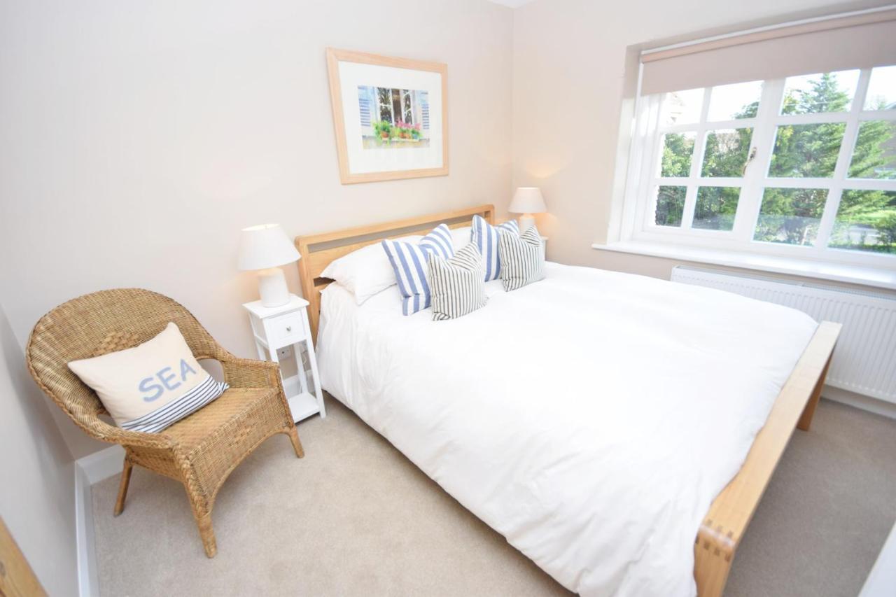 Seagull Cottage, Aldwick Богнър Реджис Екстериор снимка