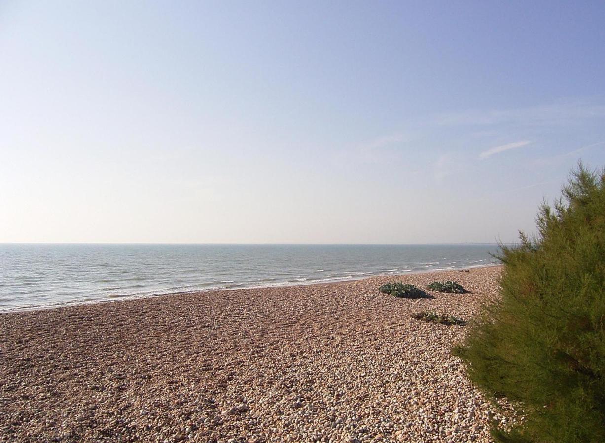 Seagull Cottage, Aldwick Богнър Реджис Екстериор снимка